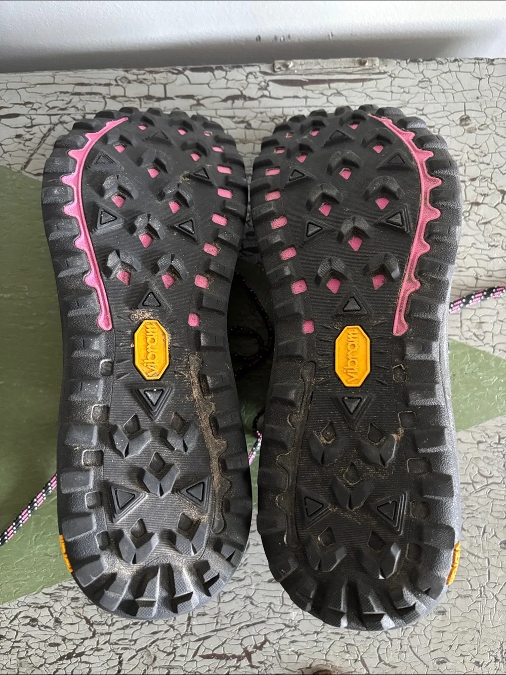 Merrell Women’s Antora 3 Trail Running Shoes Rainbow Leopard Print Hiking Size 7